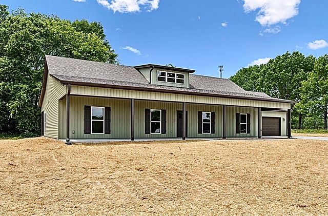 132 Whitaker Road, Shelbyville, TN 37160