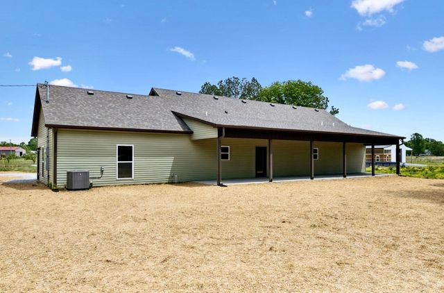 132 Whitaker Road, Shelbyville, TN 37160