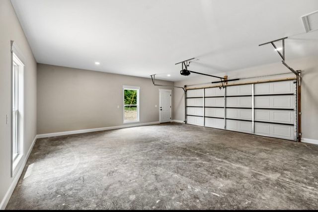 132 Whitaker Road, Shelbyville, TN 37160
