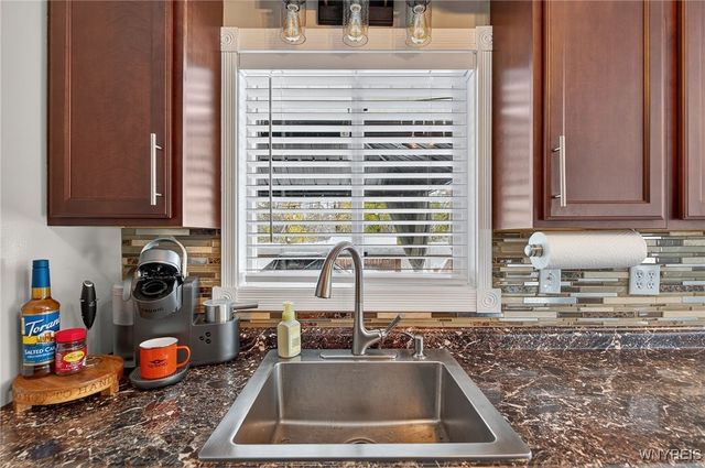 557 Meadowbrook Drive, Lewiston, NY 14092