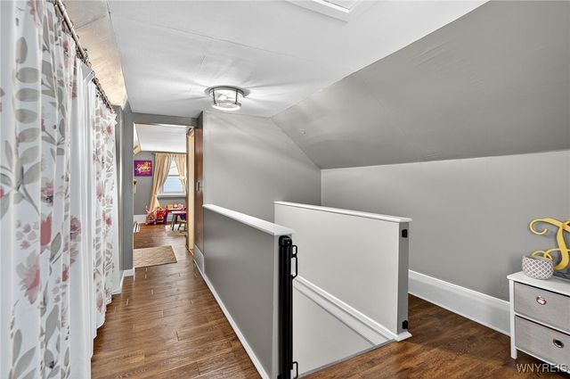 557 Meadowbrook Drive, Lewiston, NY 14092