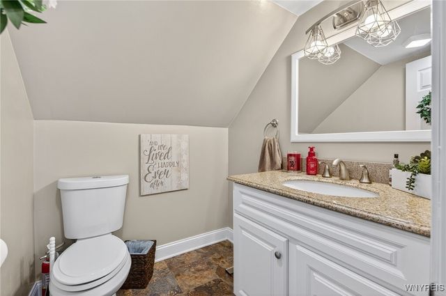 557 Meadowbrook Drive, Lewiston, NY 14092