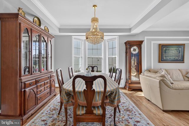 5969 TAPESTRY DR, Woodbridge, VA 22193