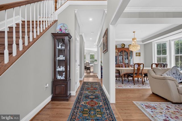 5969 TAPESTRY DR, Woodbridge, VA 22193