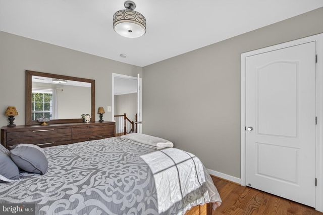 5969 TAPESTRY DR, Woodbridge, VA 22193