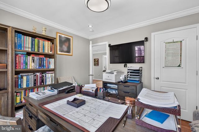 5969 TAPESTRY DR, Woodbridge, VA 22193