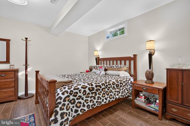 5969 TAPESTRY DR, Woodbridge, VA 22193