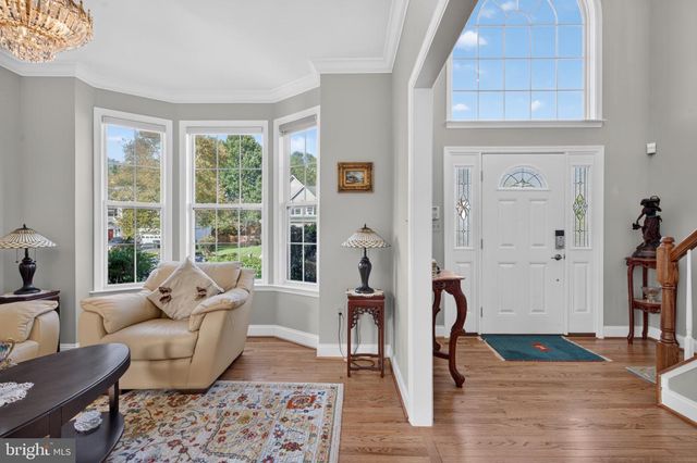 5969 TAPESTRY DR, Woodbridge, VA 22193