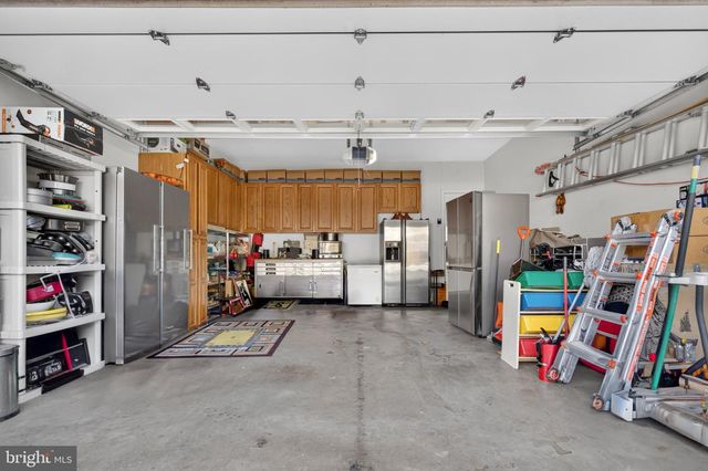 5969 TAPESTRY DR, Woodbridge, VA 22193