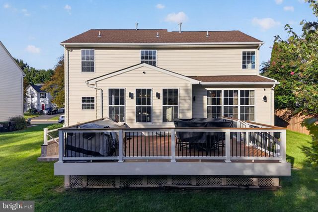 5969 TAPESTRY DR, Woodbridge, VA 22193