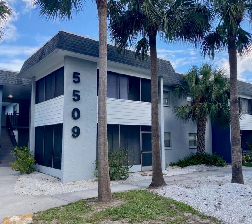 5509 FOUNTAIN LAKE CIRCLE C102, Bradenton, FL 34207