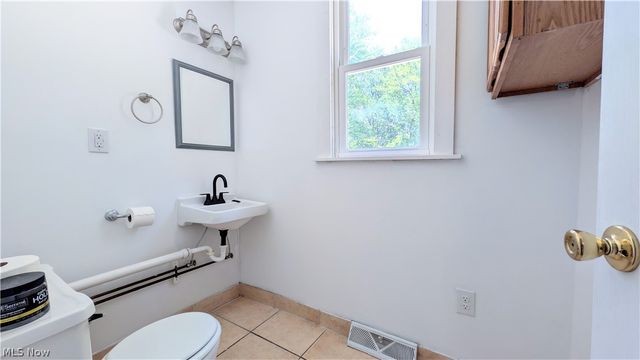1711 West 9th Street, Ashtabula, OH 44004