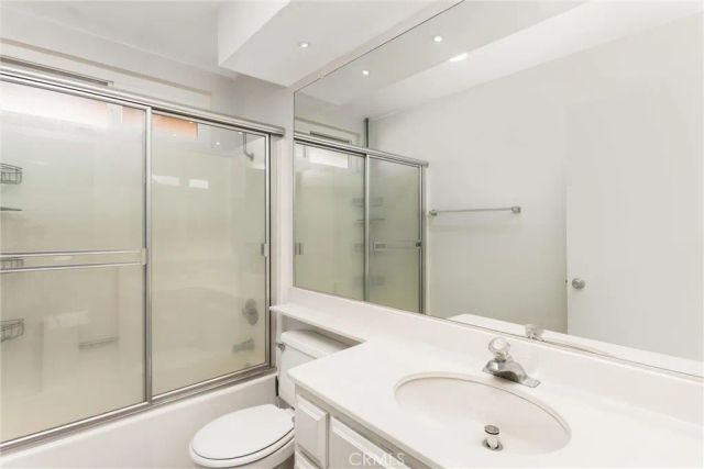 10464 Agate Avenue, Mentone, CA 92359