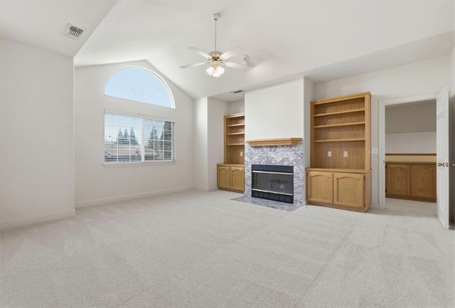 8818 Barrister Ln, Fair Oaks, CA 95628