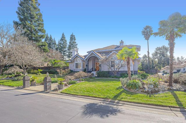 8818 Barrister Ln, Fair Oaks, CA 95628