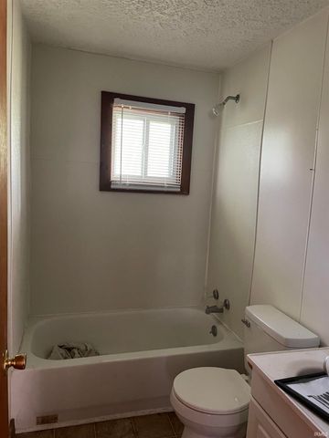 1716 Dewey Street, Anderson, IN 46016