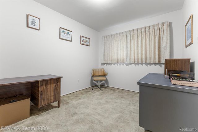 1182 S Venoy Road, Westland, MI 48186