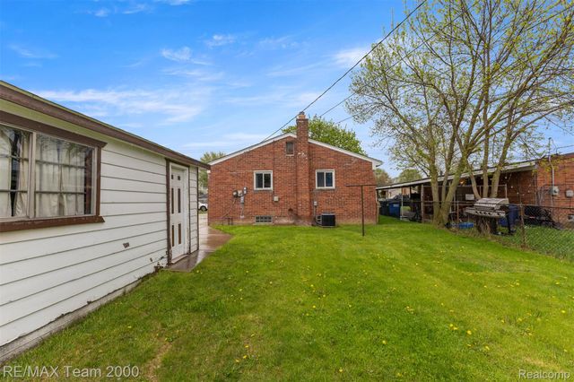 1182 S Venoy Road, Westland, MI 48186