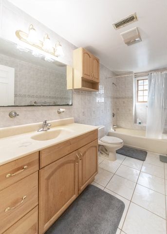 7 Norton Rd, Lexington, MA 02420