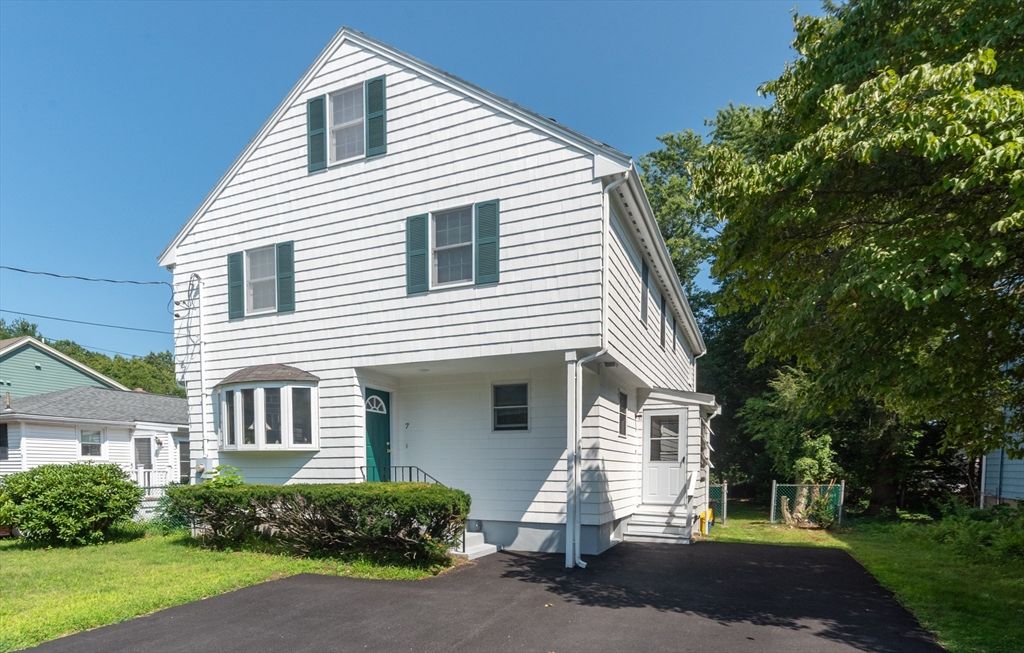 7 Norton Rd, Lexington, MA 02420