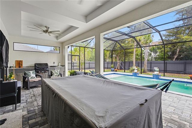 423 SW 19th AVE, Cape Coral, FL 33991