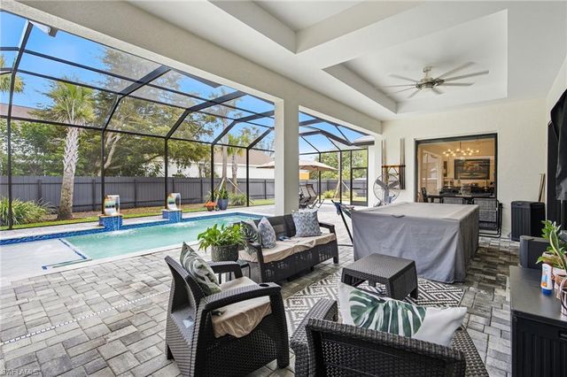 423 SW 19th AVE, Cape Coral, FL 33991