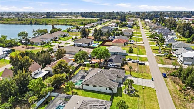 423 SW 19th AVE, Cape Coral, FL 33991