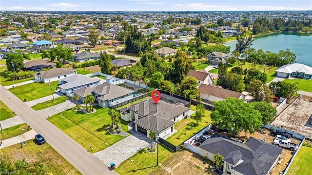 423 SW 19th AVE, Cape Coral, FL 33991