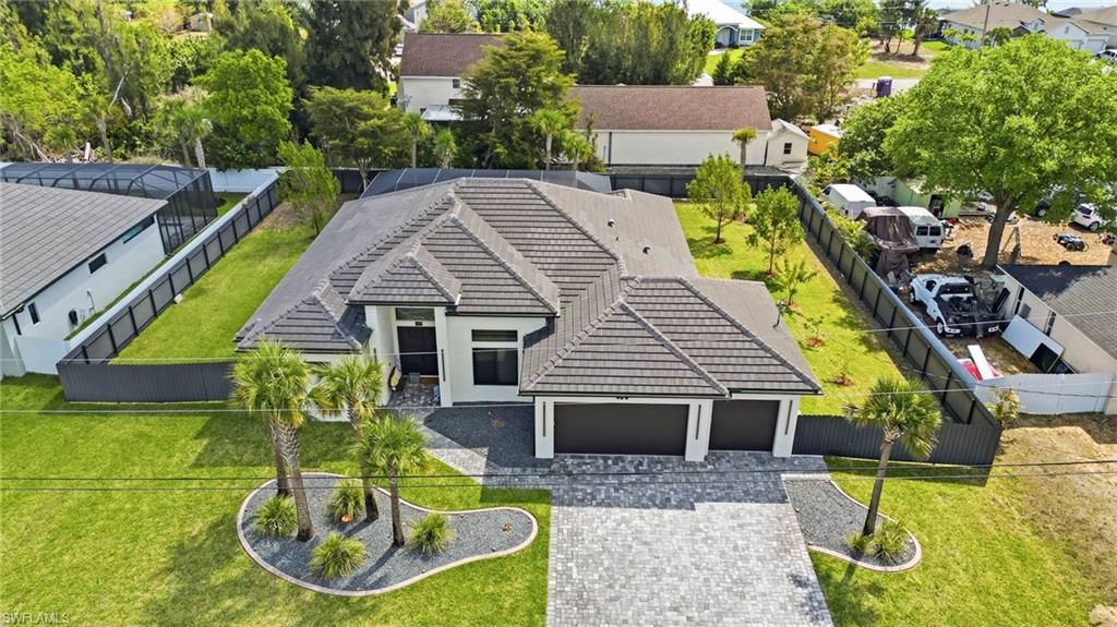 423 SW 19th AVE, CAPE CORAL, FL 33991 — photo 4