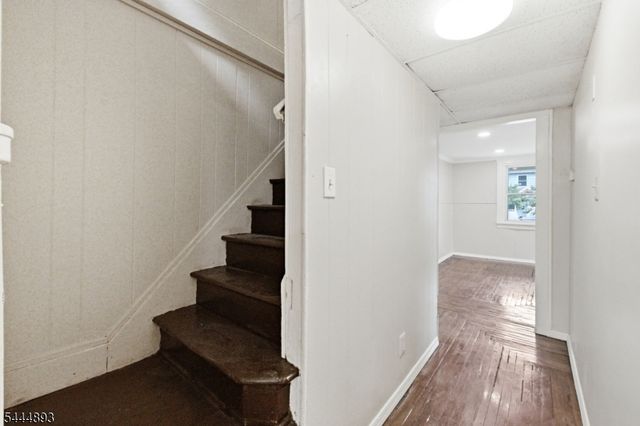19 Chatham St, North Plainfield Boro, NJ 07060