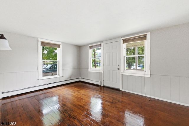 19 Chatham St, North Plainfield Boro, NJ 07060