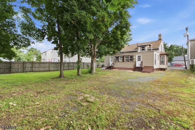19 Chatham St, North Plainfield Boro, NJ 07060
