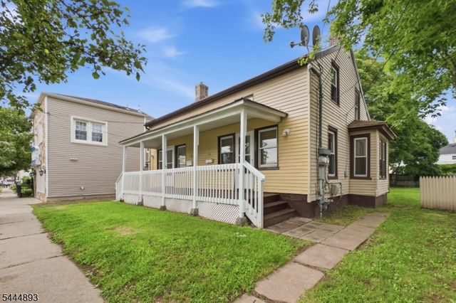 19 Chatham St, North Plainfield Boro, NJ 07060