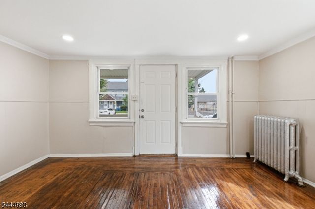 19 Chatham St, North Plainfield Boro, NJ 07060