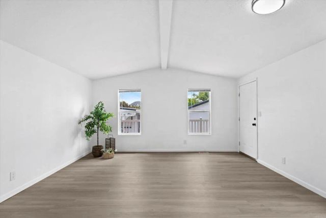 10001 Dunbar 20, El Cajon, CA 92021
