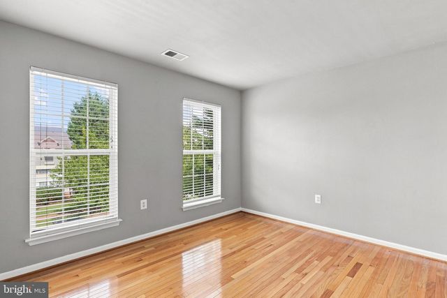 109 BURNLEA RD, Charles Town, WV 25414