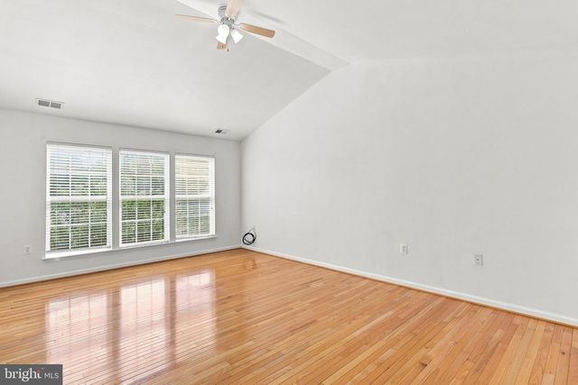 109 BURNLEA RD, Charles Town, WV 25414