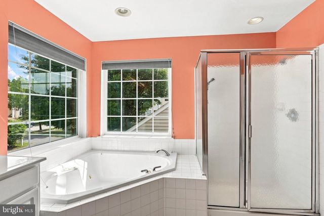 109 BURNLEA RD, Charles Town, WV 25414