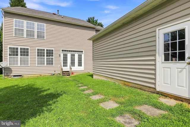 109 BURNLEA RD, Charles Town, WV 25414