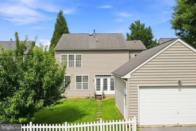 109 BURNLEA RD, Charles Town, WV 25414