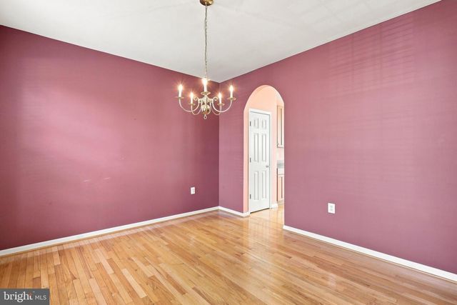 109 BURNLEA RD, Charles Town, WV 25414