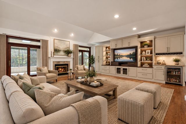 1624 Timberwood Lane, Munster, IN 46321