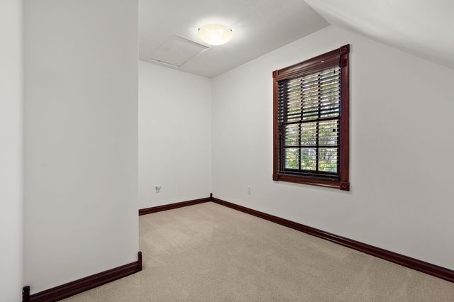 1624 Timberwood Lane, Munster, IN 46321