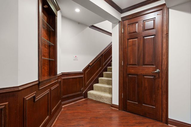 1624 Timberwood Lane, Munster, IN 46321