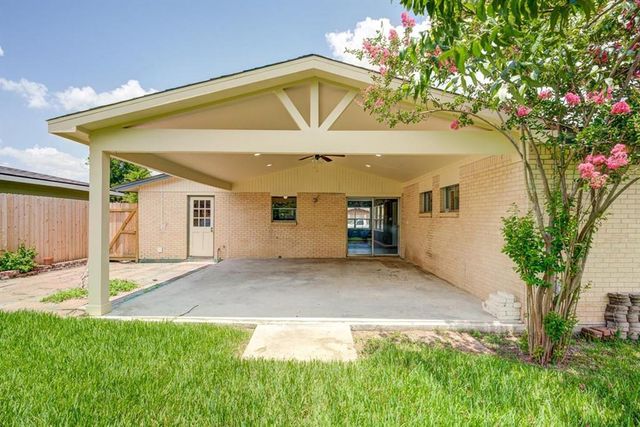 8623 Norton Drive, Houston, TX 77080