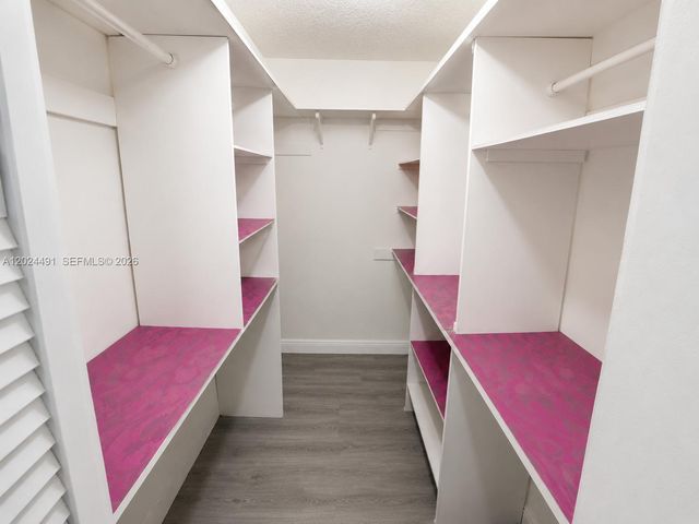 10343 Greenhouse Rd, Pembroke Pines, FL 33026