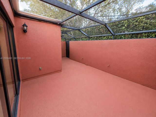 10343 Greenhouse Rd, Pembroke Pines, FL 33026