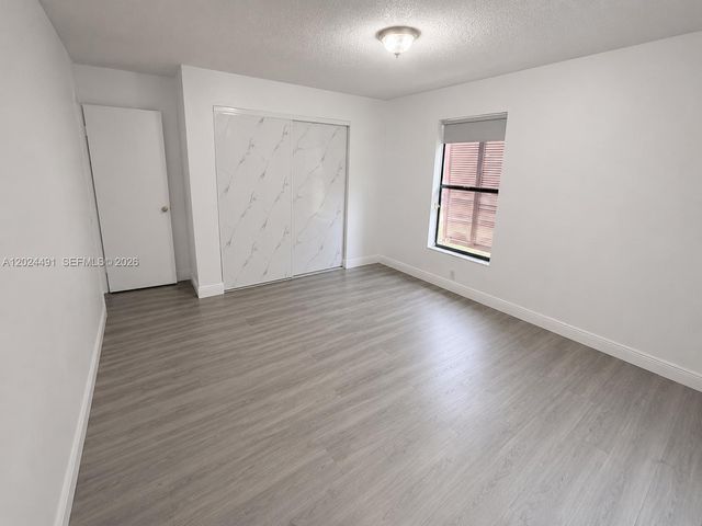 10343 Greenhouse Rd, Pembroke Pines, FL 33026