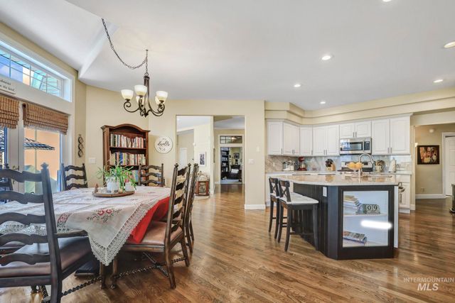 1990 Candleridge Dr, Twin Falls, ID 83301