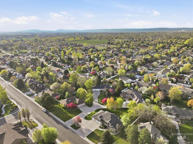 1990 Candleridge Dr, Twin Falls, ID 83301